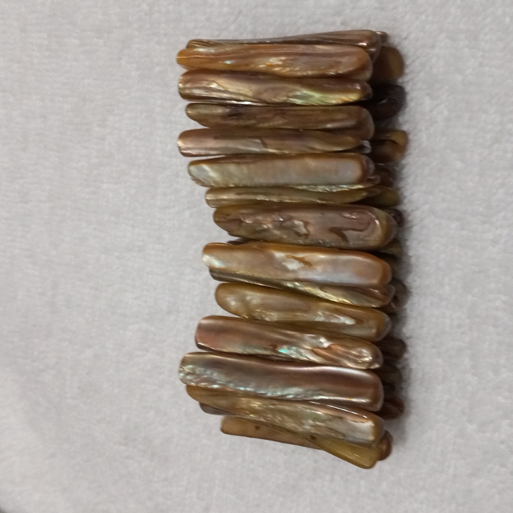 Wide Natural Shell Elastic Braclet
